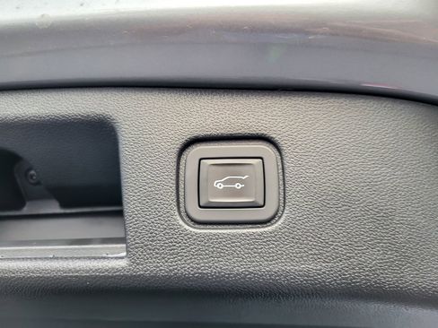 Certified 2024 Chevrolet Blazer EV RS image 17