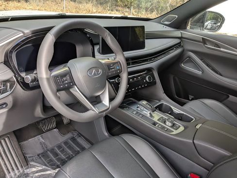 Used 2025 INFINITI QX60 Luxe w/ Black Edition image 14