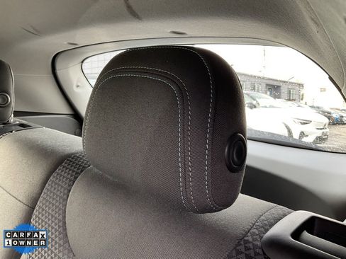 Used 2023 Chevrolet Bolt LT image 28