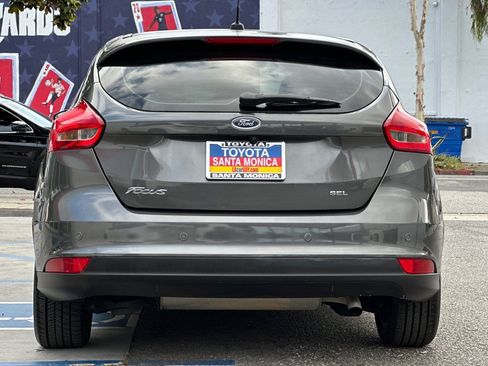 Used 2018 Ford Focus SEL FWD image 5