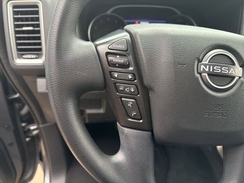 Used 2023 Nissan Frontier SV image 26