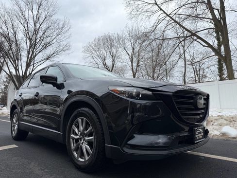 Used 2018 MAZDA CX-9 Touring w/ Touring Premium Package image 4