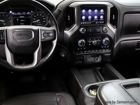 Used 2019 GMC Sierra 1500 Denali AWD/4WD image 17