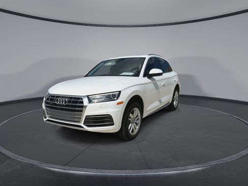 Used 2020 Audi Q5 2.0T Premium w/ Convenience Package AWD/4WD image 4