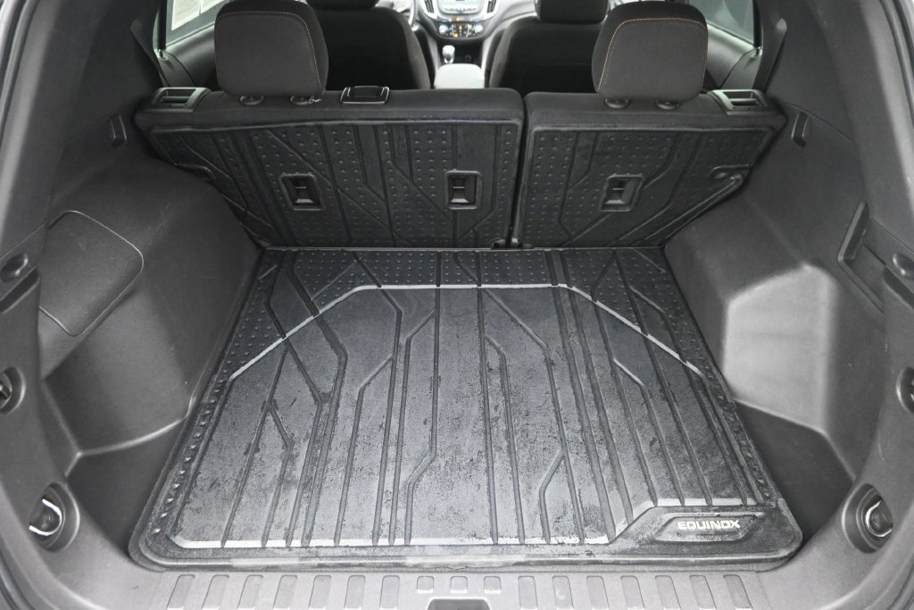 Used 2024 Chevrolet Equinox LT w/ LPO, Floor Liner Package AWD/4WD image 11