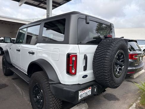 Used 2022 Ford Bronco Wildtrak image 11