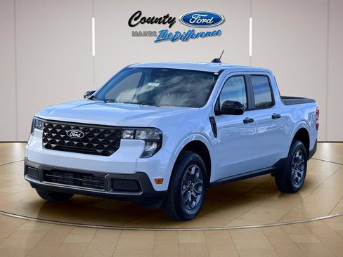 New 2026 Ford Maverick XLT w/ XLT Luxury Package AWD/4WD image 2
