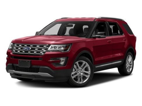 Used 2017 Ford Explorer XLT w/ Equipment Group 202A image 1