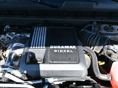 Used 2025 Chevrolet Silverado 1500 High Country w/ High Country Premium Package image 35