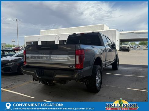 Used 2022 Ford F350 Platinum AWD/4WD image 4