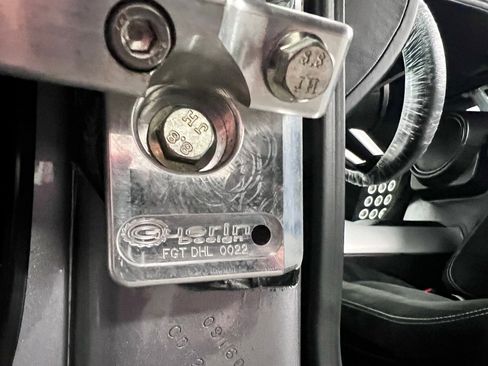 Used 2006 Ford GT RWD image 28