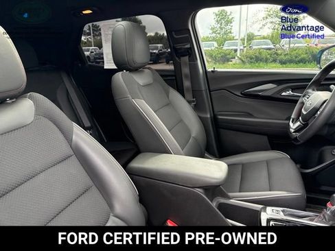 Used 2021 Chevrolet TrailBlazer RS w/ Sun and Liftgate Package AWD/4WD image 10