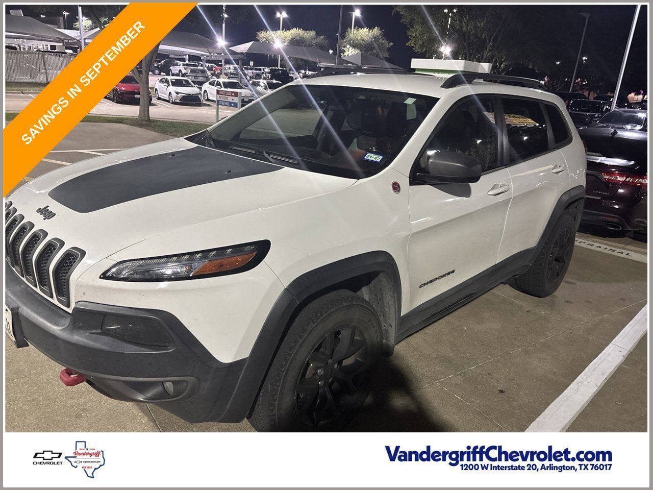 Used 2017 Jeep Cherokee Trailhawk w/ Cold Weather Group AWD/4WD image 1