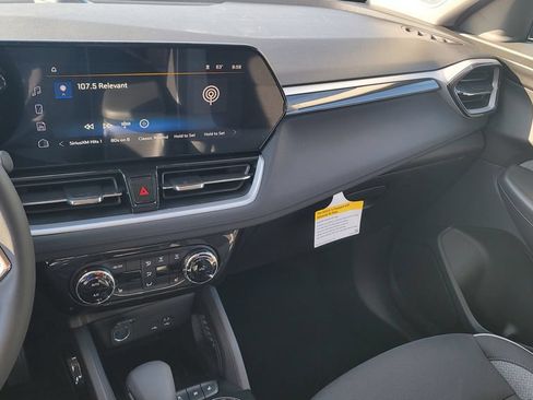 New 2026 Chevrolet TrailBlazer LT FWD image 21