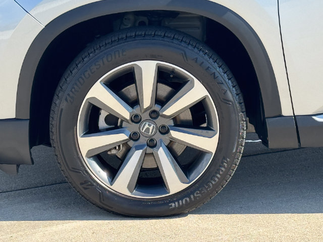 Used 2023 Honda Pilot Elite image 5