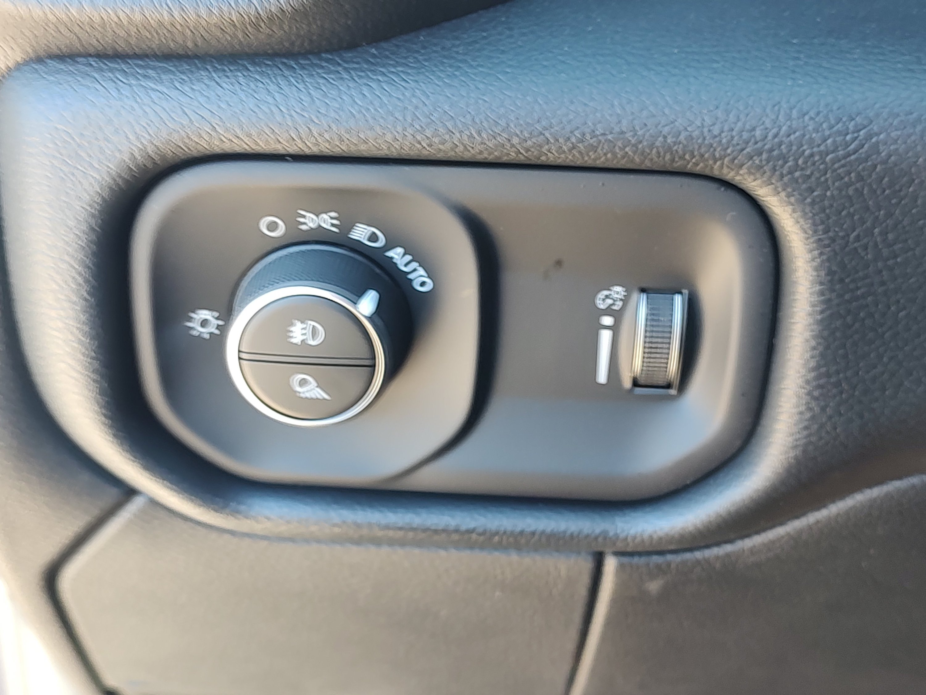 New 2027 RAM 2500 Tradesman AWD/4WD image 25