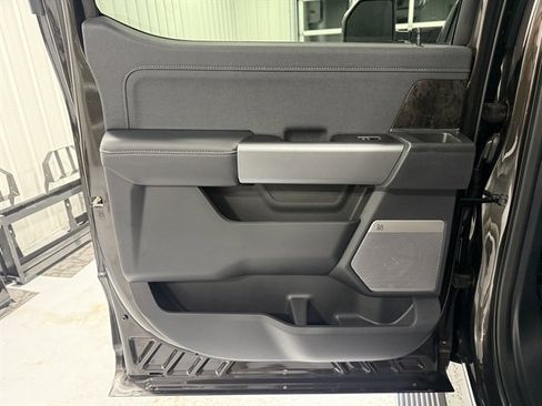 Used 2025 Ford F350 Lariat w/ Lariat Ultimate Package image 14