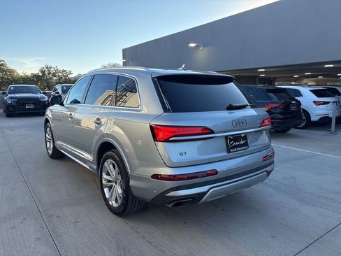 Used 2025 Audi Q7 2.0T Premium w/ Convenience Package image 8
