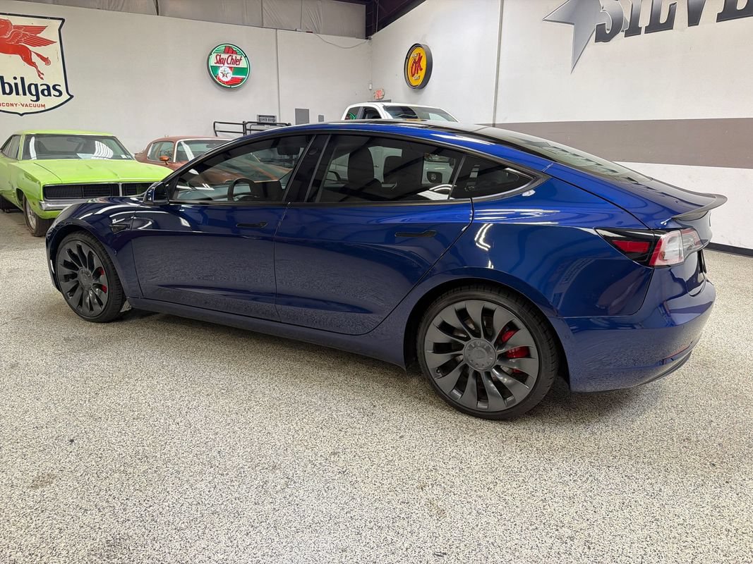 Used 2021 Tesla Model 3 Performance AWD/4WD image 4