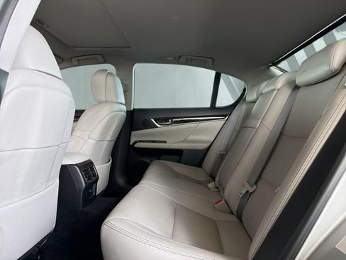 Used 2013 Lexus GS 350 w/ Luxury Pkg RWD image 10
