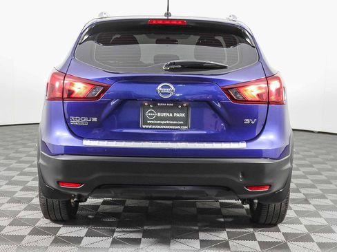 Used 2018 Nissan Rogue Sport SV image 7