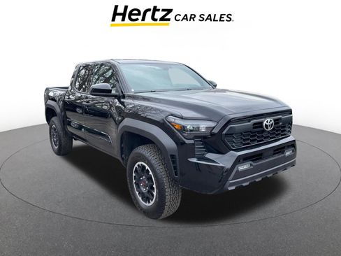 Used 2025 Toyota Tacoma TRD Off-Road image 1