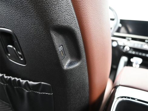 Certified 2023 Kia Telluride EX image 15