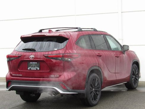 New 2026 Toyota Highlander XSE AWD/4WD image 6