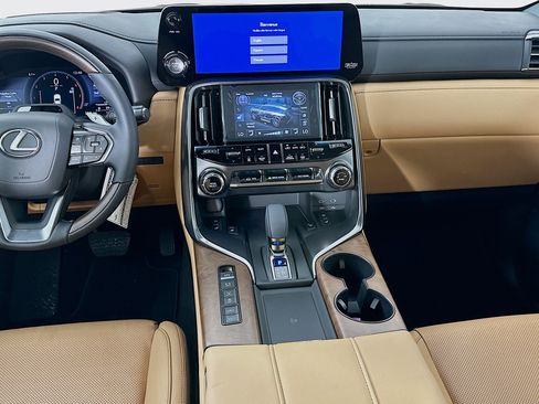 New 2025 Lexus LX 700h Luxury image 27