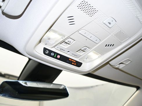Used 2023 Cadillac XT5 Premium Luxury AWD/4WD image 7