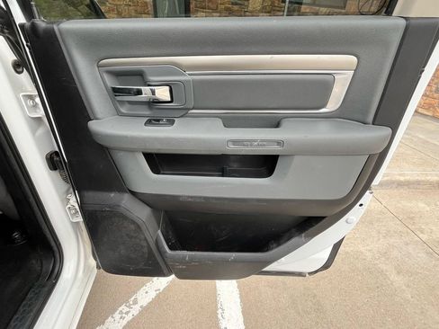 Used 2017 RAM 3500 SLT w/ Quick Order Package 29G SLT AWD/4WD image 18