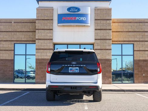 New 2025 Ford Expedition Active AWD/4WD image 7