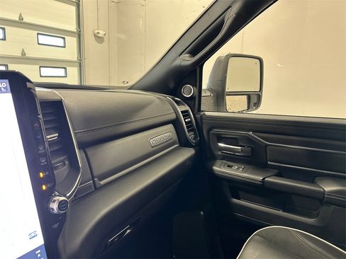 New 2025 RAM 2500 Laramie image 25