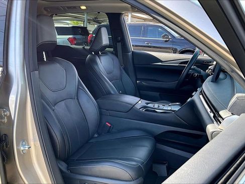 Certified 2023 INFINITI QX60 Luxe w/ Cargo Package AWD/4WD image 12