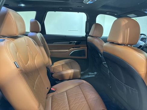 Used 2023 Kia Telluride SX Prestige X-Pro AWD/4WD image 28
