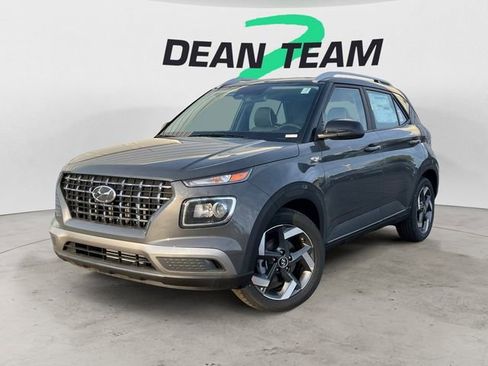 New 2026 Hyundai Venue SEL FWD image 3