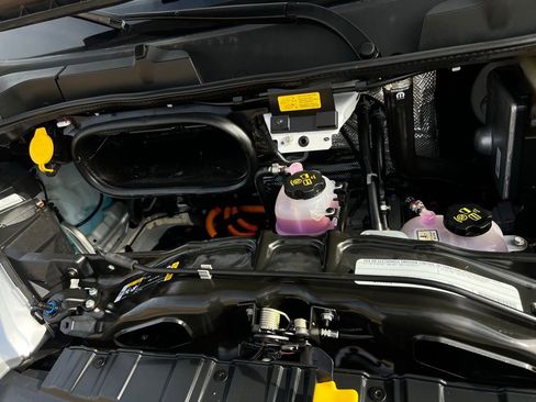 Used 2024 RAM ProMaster 3500 w/ Delivery Van Package image 26