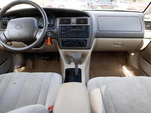 Used 1998 Toyota Avalon XLS image 21