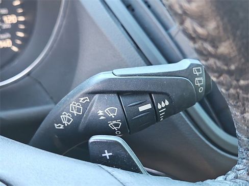 Used 2017 Ford Escape Titanium image 23