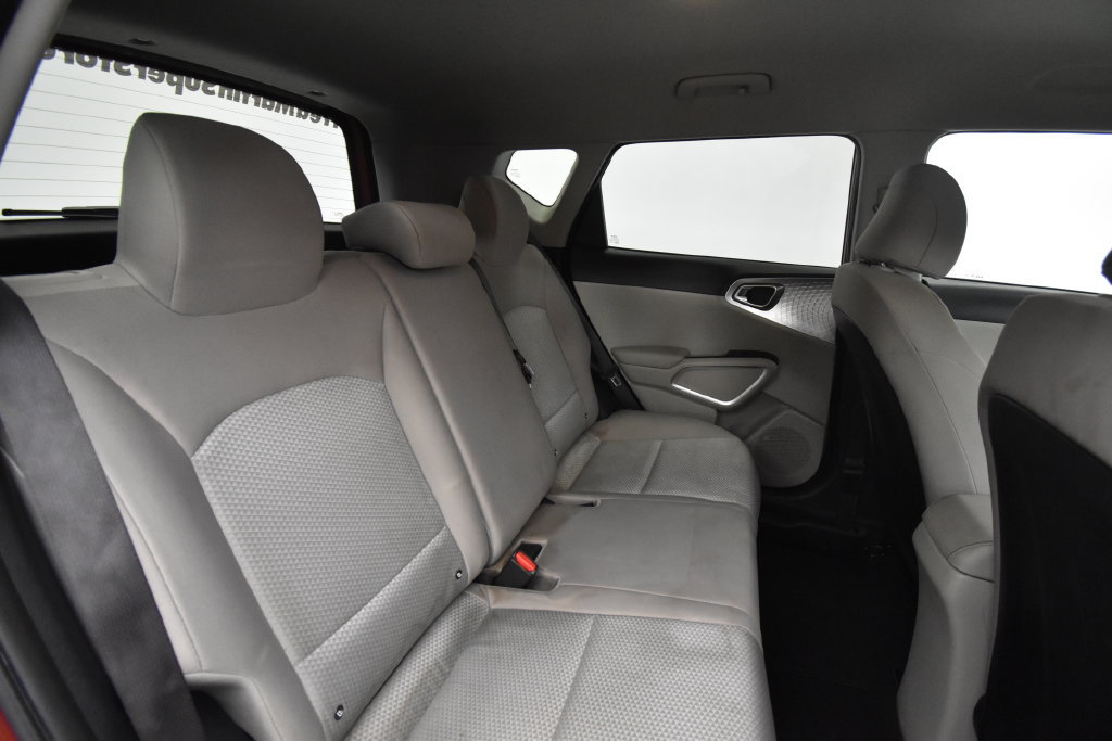 Used 2022 Kia Soul LX w/ Technology Package FWD image 18