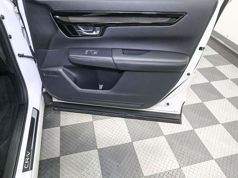 Used 2025 Honda CR-V EX-L image 21
