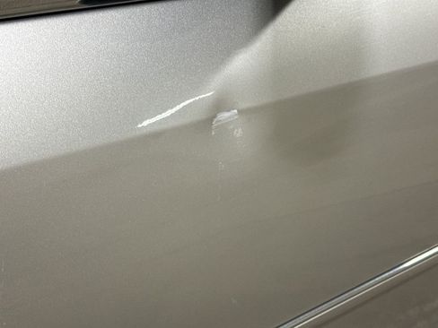 Used 2006 Buick Lucerne CX image 28