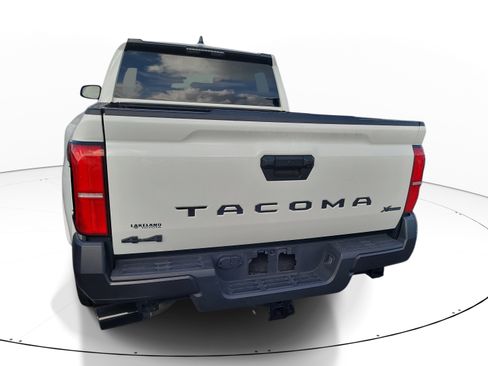 Used 2025 Toyota Tacoma SR AWD/4WD image 6