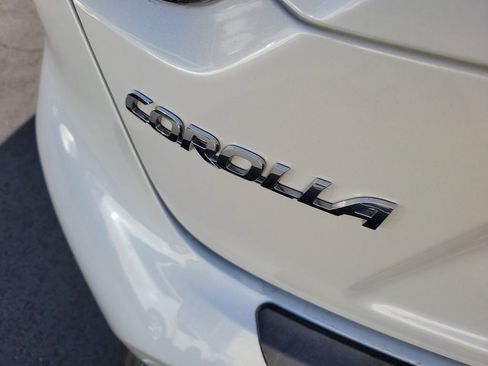 Used 2020 Toyota Corolla SE w/ Carpet Mat Package (TMS) image 7