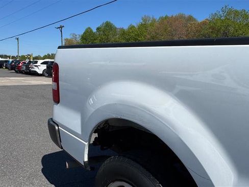 Used 2005 Ford F150 STX image 27