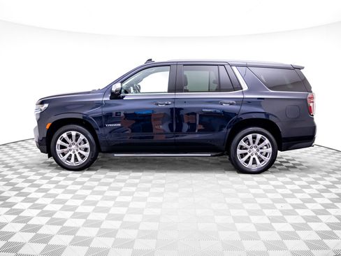 Used 2021 Chevrolet Tahoe Premier w/ Premium Package AWD/4WD image 2