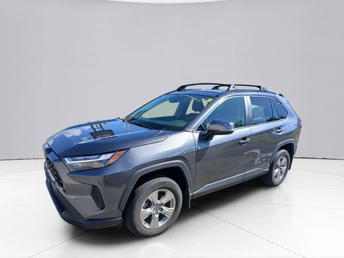 Used 2023 Toyota RAV4 XLE w/ Convenience Package AWD/4WD image 6