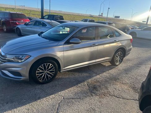 Used 2021 Volkswagen Jetta S w/ Driver Assistance Package image 10