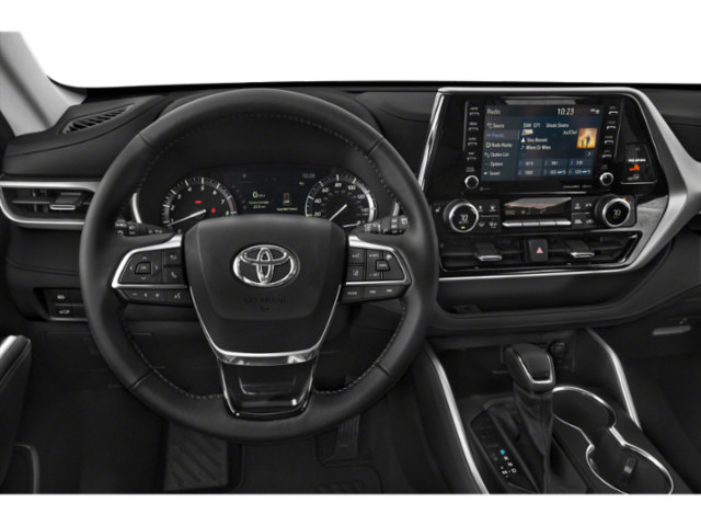 Used 2020 Toyota Highlander XLE AWD/4WD image 4