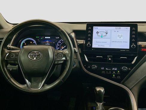Used 2022 Toyota Camry XSE w/ Cold Weather Package FWD image 18